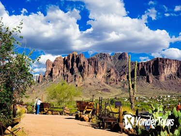 Apache Trail Day Tour from Phoenix