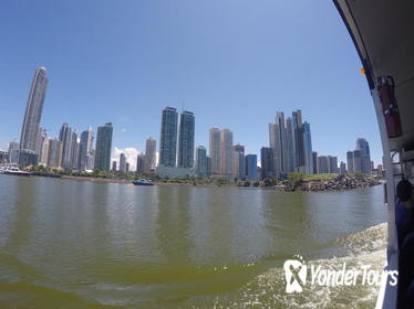 Aquabus City Tour in Flamenco Island