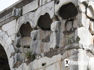 Arches of Ancient Rome Private Tour with Skip-the-Line Colosseum Ticket