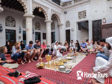 Authentic Emirati Cultural Meal and Talk in Old Dubai