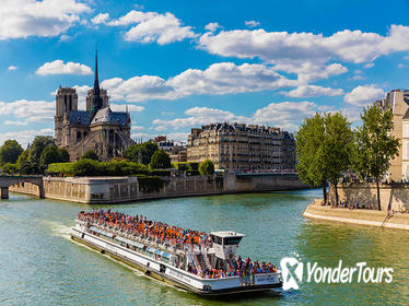 Bateaux Mouches 1-Hour Seine River Cruise with Optional Champagne