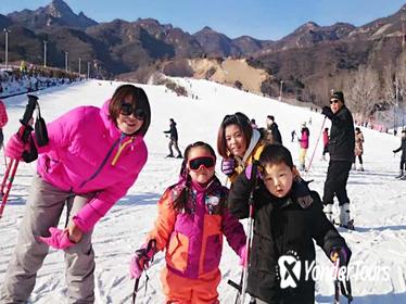 Beijing Private Tour to Huaibei Ski Resort and Mutianyu Great Wall with Lunch