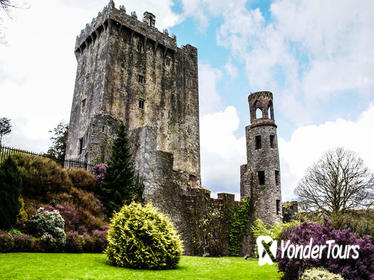 Blarney Castle, Cork City and Cobh Private Tour from Killarney