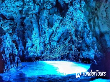 Blue Cave and Surrounding Islands Boat Trip from Split