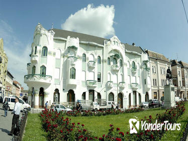 Budapest Art Nouveau Walking Tour with Historian Guide