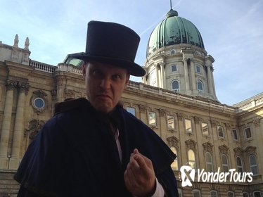 Budapest Walking Tour: Crime and History in Buda Castle
