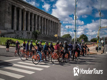 Buenos Aires Bike Tour: Recoleta and Palermo Districts