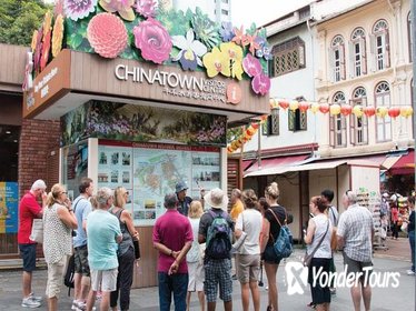 Chinatown Walking Tour - Wet Market - Buddha Tooth Relic Temple - Chinese Biscuit Sampling