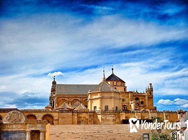 Classic Cordoba: Mosque, Synagogue, and Jewish Quarter 2-Hour Guided Tour Classic Cordoba: Mosque, Synagogue, and Jewish Quarter 2-Hour Guided Tour