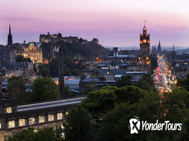 Dark Tales of Edinburgh Walking Tour with German-Speaking Guide