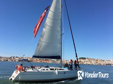 Day Sailing Tour on the Tagus River from Lisbon