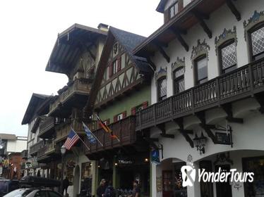 Day Trip to Leavenworth via the Cascade Mountains from Seattle