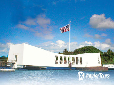 Deluxe Arizona Memorial and Historical City Tour