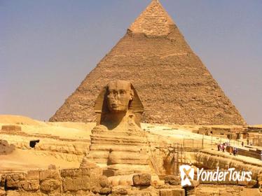 Discover Cairo: Pyramids of Giza Memphis and Sakkara including Lunch