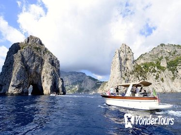 Discover Capri Island by boat - from Rome