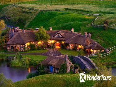 Early Access to The Lord of the Ring Hobbiton Movie Set from Auckland