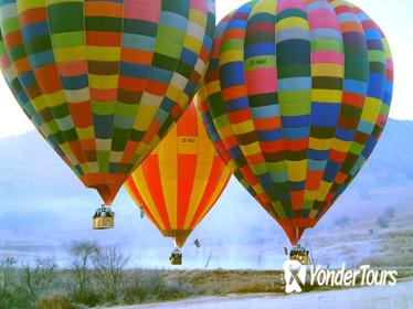 Early Morning Balloon Safari with Breakfast from Magaliesburg