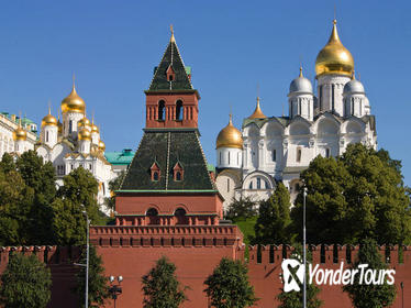 Early-Admission Kremlin Tour in Moscow: Armory, Diamond Fund Exhibition and Assumption Cathedral