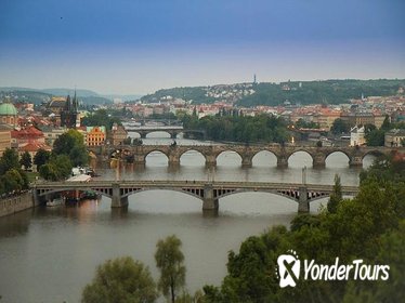 E-Bike City and Park Tour in Prague