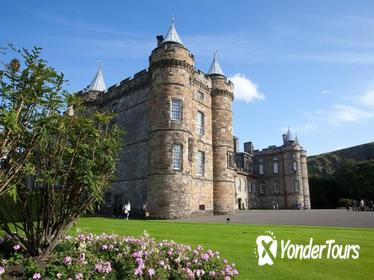 Edinburgh Royal History Walking Tour with Optional Palace of Holyrood House Admission