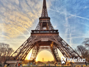 Eiffel Tower Priority Access Ticket with Host