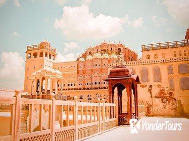 Excursion To Jaipur City Palace Museum & 4 more with Entry Tickets & Transports