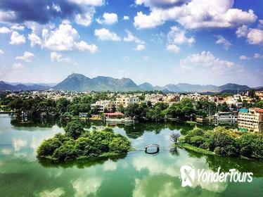 Experience Udaipur in a Two Days City Sightseeing Private Trip With Tour Guide
