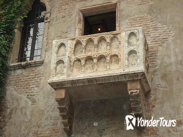 Fascinating Verona: in the Footprints of Romeo and Juliet