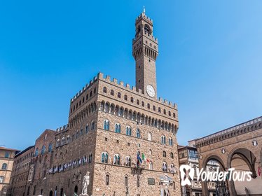 Florence Afternoon Sightseeing Tour: View from Fiesole Hill, Santa Croce Church, Piazza Signoria and Uffizi Gallery skip-the line visit