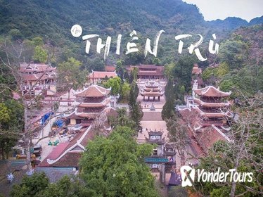 From Hanoi: Private Perfume Pagoda Day Trip by Private Car From Hanoi: Private Perfume Pagoda Day Trip by Private Car