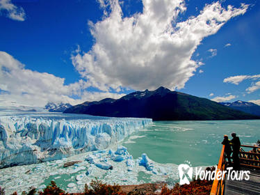 Full Day Tour to the Perito Moreno Glacier including Boat Safari