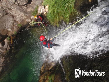 Full-Day Beginners' Canyoning Trip from Porto