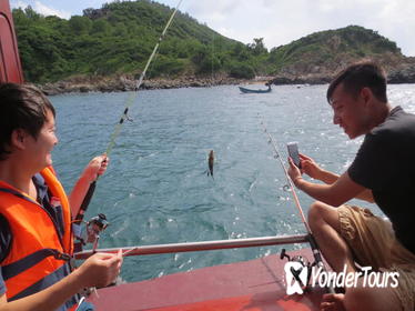 Full-day Mun Island Fishing Cruise from Nha Trang