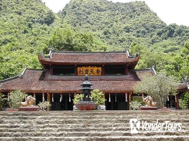 Full-Day Pilgrimage to Perfume Pagoda Tour