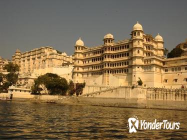 Full-Day Private Tour of Udaipur City Monuments