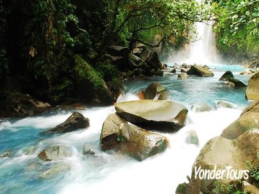 Full-Day Rio Celeste Tour From La Fortuna