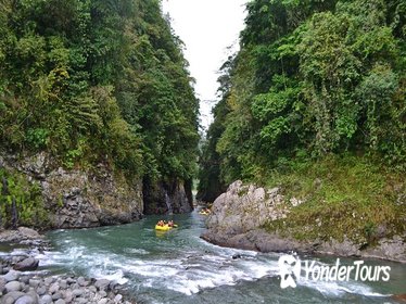 Full-Day San Jose to Pacuare River Rafting Class III-IV
