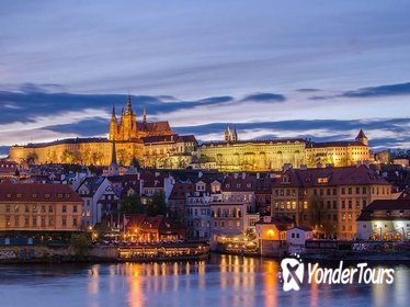 Full-Day Small Group Walking Tour and Boat Ride in Prague