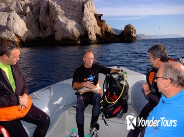 Full-Day Snorkeling and Guided Dive in the Calanques National Park from Marseille