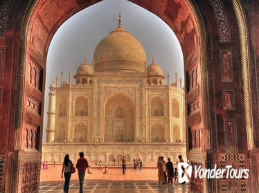 Full-Day Taj Mahal and Agra Fort Tour from Delhi