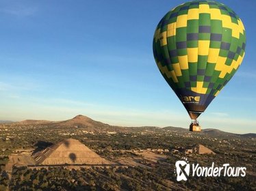 Full-Day Teotihuacan Hot Air Balloon Tour from Mexico City
