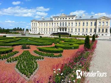 Full-Day Tour to the Hill of Crosses and Rundale Palace in Latvia from Vilnius