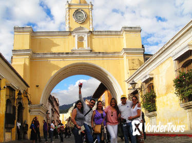 Full-Day Tour: Colonial Antigua, Jade Factory and Textile Experience