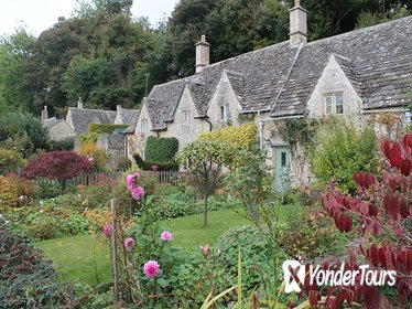 Full-Day, Small-Group Cotswold Adventurer Tour from Oxford
