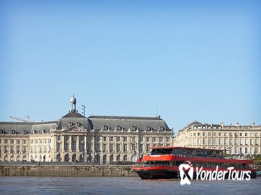 Garonne River Cruise Including Lunch from Bordeaux