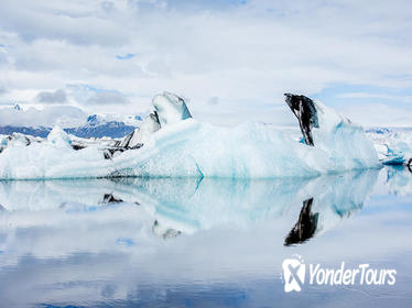Glacier Lagoon and South Coast Iceland: Private Tour from Reykjavik