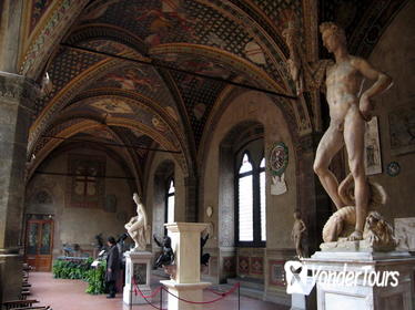 Glories of Renaissance Tour: Michelangelo and Donatello