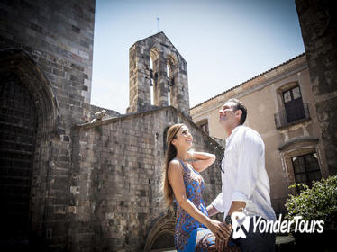 Gothic Quarter Photoshoot Tour in Barcelona