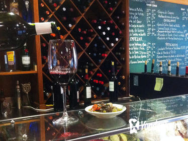 Gourmet Guided Tapas Tour in Madrid