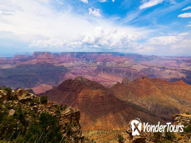 Grand Canyon Landmarks Tour by Airplane